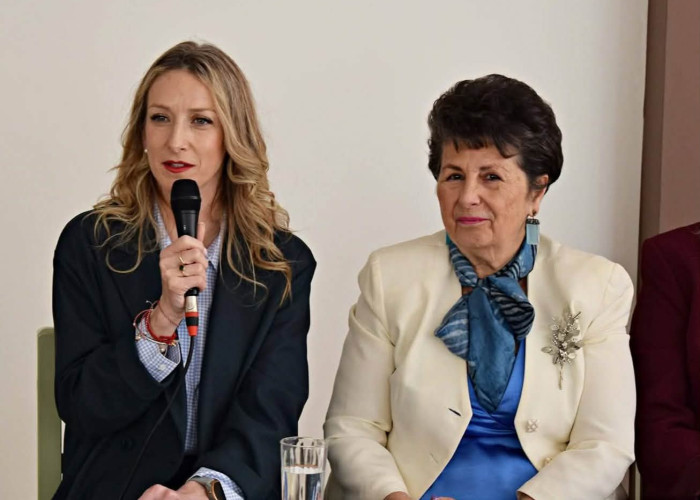 Λογοτεχνικό πρωϊνό με βιβλία της Σωτηρίας Κυρμανίδου