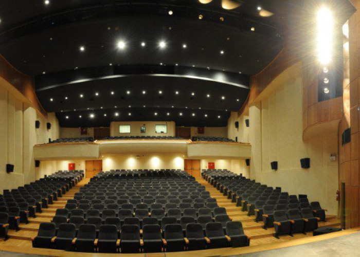 Στα «Αστέρια» οι συνεδριάσεις του Δημοτικού Συμβουλίου