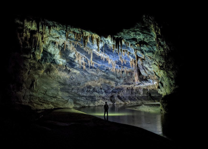 Έλληνας γεωλόγος κέρδισε διεθνές βραβείο για φωτογραφία του σπηλαίου του Μααρά