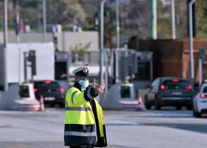 Χριστούγεννα χωρίς μετακινήσεις από νομό σε νομό -Τι είπε ο Στέλιος Πέτσας