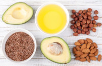 Καρδιά: Τα 4 λιπαρά που πρέπει να τρώτε και τα 6 που πρέπει να κόψετε.