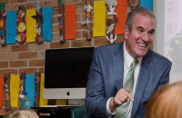 ΔΙΑΣΗΜΟΣ ΨΥΧΟΛΟΓΟΣ: «ΟΙ 3 ΛΟΓΟΙ ΠΟΥ ΤΑ ΣΗΜΕΡΙΝΑ ΑΓΟΡΙΑ ΔΕΝ ΓΙΝΟΝΤΑΙ ΑΝΤΡΕΣ»