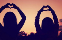 ΟΙ ΚΑΛΟΙ ΑΝΘΡΩΠΟΙ ΣΚΕΦΤΟΝΤΑΙ ΜΕ ΤΗΝ ΚΑΡΔΙΑ, ΓΙ’ΑΥΤΟ ΔΕΝ ΜΠΟΡΟΥΝ ΝΑ ΑΛΛΑΞΟΥΝ!