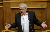 ΦΛΑΜΠΟΥΡΑΚΗΣ ΓΙΑ ΕΚΡΗΞΗ ΣΤΟΝ ΣΚΑΙ: KAI ΕΜΕΝΑ ΜΕ ΕΚΑΨΑΝ ΤΟ ΣΠΙΤΙ ΑΛΛΑ ΔΕΝ ΤΟ ΕΚΑΝΑ ΘΕΜΑ!