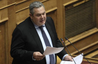 ΚΑΜΜΕΝΟΣ:Ο ΤΣΙΠΡΑΣ ΜΟΥ ΠΡΟΤΕΙΝΕ ΝΑ ΣΥΜΠΕΡΙΛΗΦΟΥΜΕ ΣΤΑ ΨΗΦΟΔΕΛΤΙΑ ΤΟΥ ΣΥΡΙΖΑ!