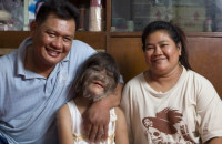 Το κορίτσι λυκάνθρωπος ξυρίστηκε και βρήκε τον έρωτα!