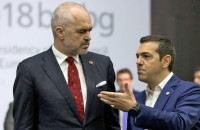 ΠΡΟΚΑΛΟΥΝ ΟΙ ΑΛΒΑΝΟΙ: ΚΑΤΗΓΟΡΟΥΝ ΤΗΝ ΕΛΛΑΔΑ ΓΙΑ ΔΟΛΟΦΟΝΙΑ ΑΛΒΑΝΟΥ ΑΠΟ ΑΛΒΑΝΟ!