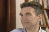 Ο ΓΝΩΣΤΟΣ ΨΥΧΟΛΟΓΟΣ Ρ. ΚΟΟΥΛΣ ΠΡΟΕΙΔΟΠΟΙΕΙ: ΡΙΞΤΕ ΤΟΥΣ ΡΥΘΜΟΥΣ ΤΩΝ ΠΑΙΔΙΩΝ ΣΑΣ. ΜΑΘΕΤΕ ΤΑ ΝΑ ΖΟΥΝ ΤΗ ΣΤΙΓΜΗ!