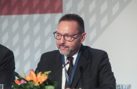 ΣΤΟΥΡΝΑΡΑΣ ΓΙΑ ΣΥΝΤΑΞΕΙΣ: OI ΣΥΜΦΩΝΙΕΣ ΠΡΕΠΕΙ ΝΑ ΤΗΡΟΥΝΤΑΙ!