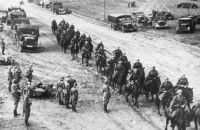 Η ΕΛΛΑΔΑ ΕΙΝΑΙ Η ΜΟΝΑΔΙΚΗ ΧΩΡΑ ΠΟΥ ΑΝΑΓΚΑΣΤΗΚΕ ΝΑ ΑΝΤΙΜΕΤΩΠΙΣΕΙ ΤΟΥΣ ΣΤΡΑΤΟΥΣ 4 ΧΩΡΩΝ ΤΑΥΤΟΧΡΟΝΑ!