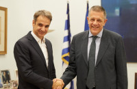 Ο ΝΙΚΟΣ ΤΑΧΙΑΟΣ ΥΠΟΨΗΦΙΟΣ ΔΗΜΑΡΧΟΣ ΘΕΣΣΑΛΟΝΙΚΗΣ ΜΕ ΤΗ ΝΕΑ ΔΗΜΟΚΡΑΤΙΑ!