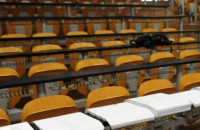 ΠΟΙΚΙΛΑ ΑΝΤΑΛΛΑΓΜΑΤΑ ΖΗΤΟΥΣΕ ΕΝΑ ΚΑΘΗΓΗΤΗΣ ΤΟΥ ΤΕΙ ΣΕΡΡΩΝ ΑΠΟ ΤΟΥΣ ΦΟΙΤΗΤΕΣ ΤΟΥ!