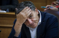 ΤΟ ΔΗΜΟΣΙΟ ΣΧΕΔΙΑΖΕΙ ΝΑ ΑΝΑΛΑΒΕΙ ΤΑ ΡΙΣΚΑ ΠΟΥ ΔΕΝ ΠΑΙΡΝΟΥΝ ΤΑ FUNDS!