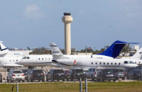 ΗΠΑ: Πιλότος έπαθε αμόκ και επιβάτης χωρίς καμία εμπειρία προσγείωσε το αεροπλάνο!