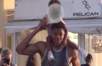 Ο Γιάννης Αντετοκούνμπο χαλαρώνει στη Μύκονο – Τα παιχνίδια με τον γιο του στην παραλία