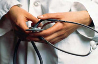 ΠΡΟΣΩΠΙΚΟΣ ΓΙΑΤΡΟΣ… ΑΛΛΟΣ ΕΝΑΣ ΠΟΛΙΤΗΚΑΝΤΙΚΟΣ ΤΑΚΤΙΚΙΣΟΣ!!-Γράφει ο Γιώργος Βεζυργιαννίδης