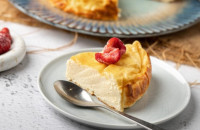 Γρήγορο γλυκό με γιαούρτι -H εύκολη συνταγή με 4 υλικά