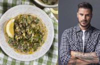 Μαγειρίτσα: Η παραδοσιακή πεντανόστιμη συνταγή από τον Άκη Πετρετζίκη