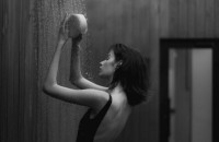 Γιατί το ντους τελικά μπορεί να ξηραίνει πολύ το δέρμα σου