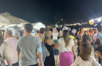 Πλήθος κόσμου στο μοναστήρι της Αγίας Μαρίνας στη Βόνη του νομού Ηρακλείου για τη νυχτερινή Θεία Λειτουργία