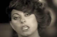 Σπανιότατο ντοκουμέντο: Όταν η Άντζελα Δημητρίου τραγουδούσε για την Ολυμπιακή Αεροπορία (Video)