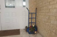 «Βρήκαμε το ασανσέρ μεταξύ 1ου και 2ου ορόφου» – Συγκλονίζει ο πυροσβέστης που απεγκλώβισε τον φοιτητή