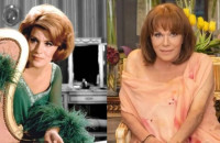 Έπιπλα αντίκες, συλλογή από μινιατούρες και ταμπακέρες, πισίνα: Το σπίτι της Μαίρης Χρονοπούλου το ζηλεύουν όλοι