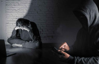 Φρίκη στην Καβάλα: Συμμορία ανηλίκων εκβίαζε και εκφόβιζε συμμαθητές σε σχολείο και αποκόμιζε μεγάλα χρηματικά ποσά