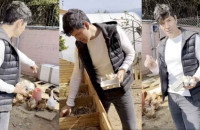 Μαζεύει αβγά από το κοτέτσι του: Ο αγρότης Σάκης Ρουβάς μας δείχνει πως δουλεύει στη φάρμα του σπιτιού του (ΒΙΝΤΕΟ)