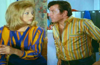 Μια κυρία στα μπουζούκια: Έτσι είναι σήμερα, 55 χρόνια μετά, το σπίτι που έμεναν Βουτσάς – Λάσκαρη στην ταινία