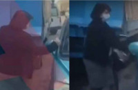 «Ρε αϊ φύγετε από εδώ»: Η 1η εμφάνιση της πρεσβυτέρας μετά τις καταγγελίες, έξαλλη χτυπάει να μπει στο αμάξι (ΒΙΝΤΕΟ)