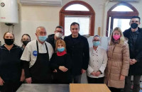 Από τον Τάσο Χατζηβασιλείου δωρεά τροφίμων στο κοινωνικό συσσίτιο!