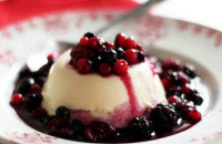 Λαχταριστή πανακότα με μόνο πέντε υλικά! Η πιο εύκολη συνταγή για ένα λατρεμένο γλυκό!