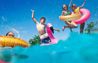 Πώς να μην κινδυνεύσει το παιδί στη θάλασσα: 4 χρήσιμες συμβουλές από μια δασκάλα κολύμβησης