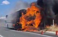 Σέρρες: Πανικός σε λεωφορείο του ΚΤΕΛ -Τυλίχθηκε στις φλόγες