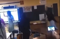 Μαθήτρια πέταξε καρέκλα στο κεφάλι καθηγήτριας