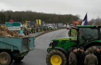 Χριστούγεννα στα μπλόκα οι αγρότες - Κυβέρνηση και αγρότες δεν θα έχουμε καλά ξεμπερδέματα