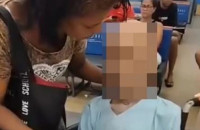 Απίστευτο: Πήγε στην τράπεζα με τον νεκρό θείο της για να τον βάλει να υπογράψει δάνειο στο όνομά της [βίντεο]