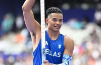 Στον τελικό ο Καραλής με άλμα στα 5,75 μ.