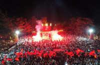 Πέτυχε το 50ο φεστιβάλ της ΚΝΕ – Ο Κουτσούμπας έχει …ρεύμα!