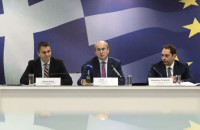 Οι 12 αυξήσεις αποδοχών και οι 12 νέες μειώσεις φόρων – Όσα είπε ο Χατζηδάκης