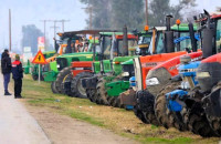 Το ΚΚΕ στέκεται στο πλευρό των βιοπαλαιστών αγροτών