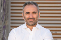 Κώστας Καρπουχτσής για τις αθλητικές εγκαταστάσεις – Επί Ν.Δ. όχι μόνο δεν αναβαθμίστηκαν αλλά άρχισαν να κλείνουν