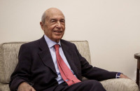 ΓΣΕΒΕΕ: Αποχαιρετούμε με θλίψη τον Κώστα Σημίτη