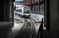 Με αφορμή την παρουσία του πρωθυπουργού στο Μετρό, ειδησεογραφικά συνεργεία επιβιβάστηκαν, σε συρμό του Μετρό στην Θεσσαλονίκη και πραγματοποίησαν τη διαδρομή όλης της βασικής γραμμής η οποία ξεκινάει από τον σταθμό Νέο Σιδηροδρομικό Σταθμό και καταλήγει 