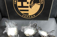 Με την συνδρομή του αστυνομικού σκύλου «Roxy» συνελήφθησαν για μεταφορά ναρκωτικών ουσιών