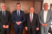 Συνάντηση Χατζηβασιλείου – Καββαθά για την ενίσχυση της εξωστρέφειας