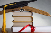 Υποτροφίες στις Περιφέρειες: 9 υποτροφίες σε νέους από την Περιφέρεια Κεντρικής Μακεδονίας