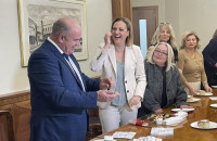 Για δες καιρό που διάλεξε…