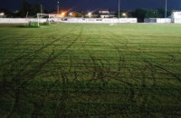 Από το Δήμο Εμμανουήλ Παππά για τον αγωνιστικό χώρο του γηπέδου Νέου Σκοπού μήνυση για φθορά ξένης ιδιοκτησίας